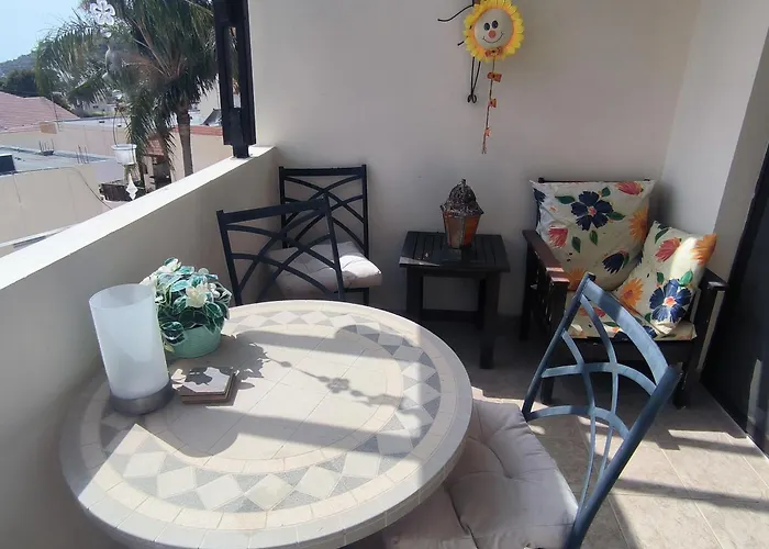 2 Bed Pool And Sea Views In Voroklini