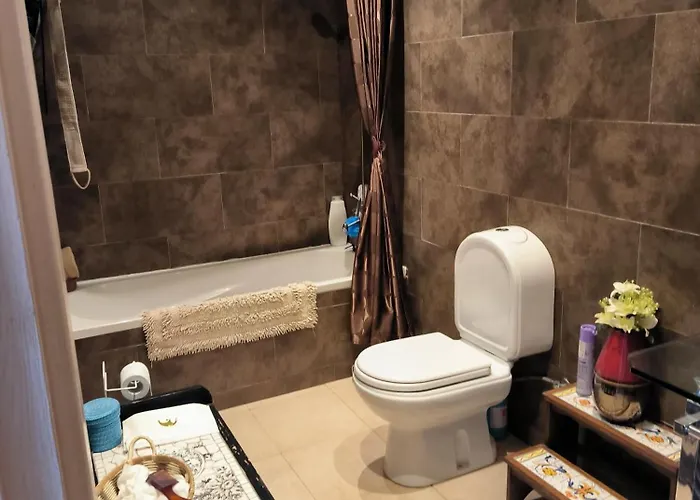 Apartmán 2 Bed Pool And Sea Views In