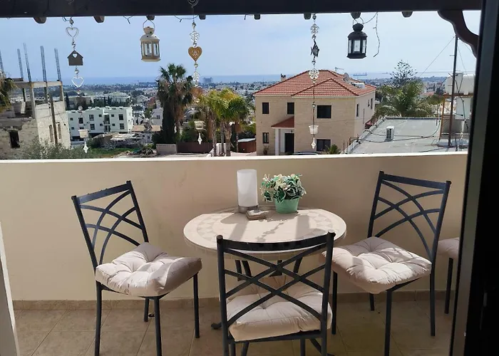 2 Bed Pool And Sea Views In Voroklini